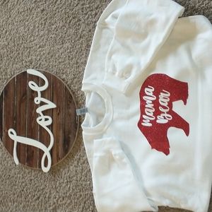 Women's Mama Bear Pullover Sweatshirt size Large brand New
